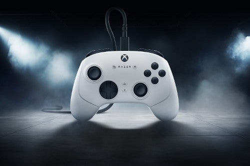 Razer Wolverine V3 Tournament Edition White USB Gamepad Analogue PC, Xbox Series S, Xbox Series X
