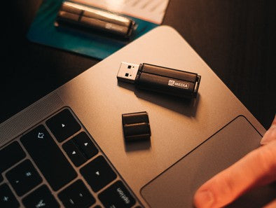 MyMedia MyUSB Drive USB flash drive 64 GB USB Type-A 2.0 Black