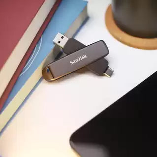 SanDisk SDDDE1-2T00-G46 USB flash drive 2 TB USB Type-A / USB Type-C 3.2 Gen 2 (3.1 Gen 2) Black