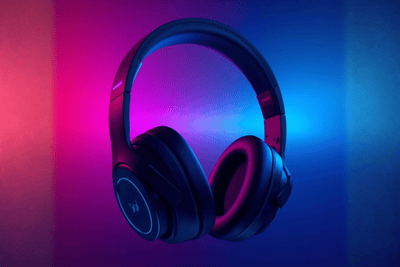 Headphones & Headsets