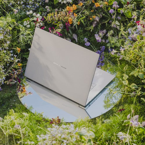 ASUS Zenbook S16 UM5606GA-SR040W Copilot+ PC AMD Ryzen™ AI 7 445 Laptop 40.6 cm (16") Touchscreen 3K 32 GB LPDDR5x-SDRAM 1 TB SSD Wi-Fi 7 (802.11be) Windows 11 Home White