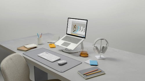 Logitech 910-007013 mouse Travel Ambidextrous RF Wireless + Bluetooth Optical 4000 DPI