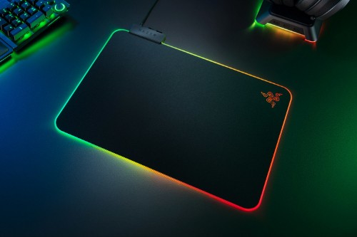 Razer Firefly V2 Gaming mouse pad Black