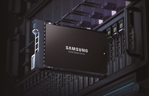 Samsung MZ-QLB7T6B0 2.5" 7.68 TB PCI Express 3.0 V-NAND TLC NVMe