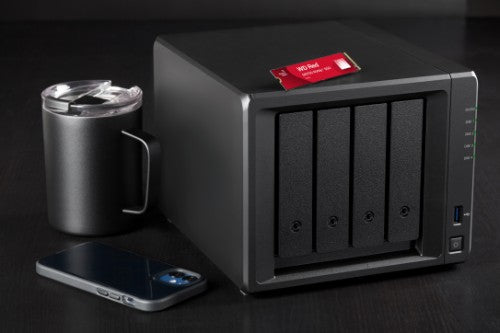 Western Digital Red WD ™ SN700 NVMe™ POWERED BY SANDISK 1 TB