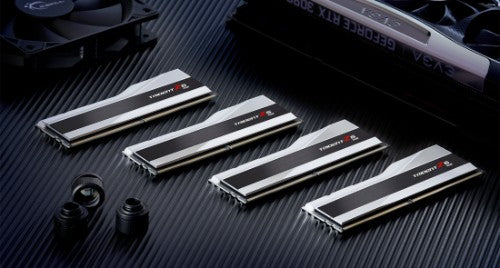 G.Skill Trident Z RGB F5-6000J3238F16GX2-TZ5RS memory module 32 GB 2 x 16 GB DDR5 6000 MT/s 288-pin DIMM