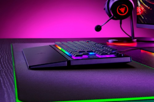 Razer Ornata V3 Tenkeyless keyboard Gaming USB QWERTZ German Black
