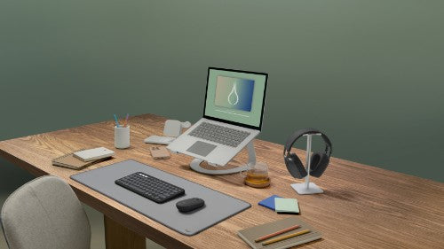 Logitech 910-007015 mouse Travel Ambidextrous RF Wireless + Bluetooth Optical 4000 DPI